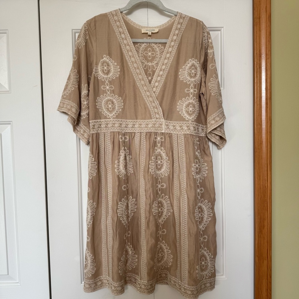 Solitaire‎ Swim Embroidered Tunic Cover Up